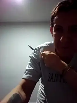 Snapshot of Cameron_puppy chatting on November 11, 2025, 4:40 pm Cameron puppy online show from November 11, 2025, 4:40 pm