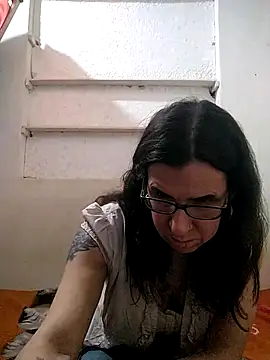 Cameron puppy online show from March 8, 2026, 7:45 am