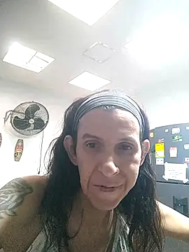 Cameron puppy online show from June 3, 2026, 5:51 pm