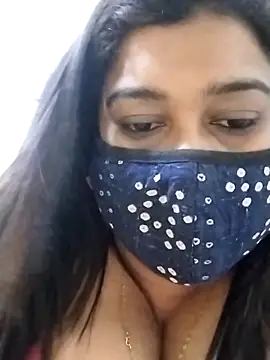 indianlisa5 online show from March 15, 2026, 7:42 pm