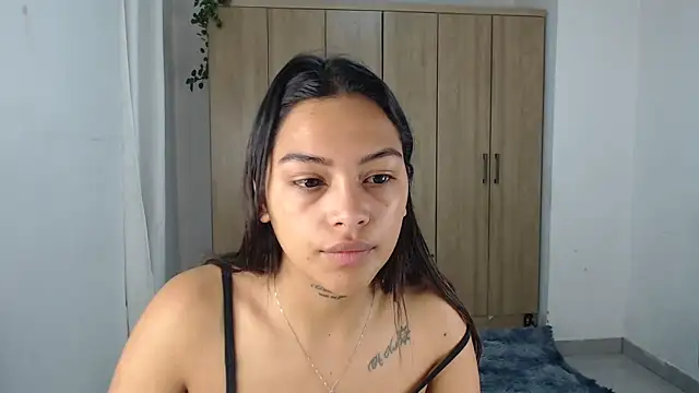 Snapshot of fairylatin222 chatting on February 21, 2025, 10:39 am fairylatin222 online show from February 21, 2025, 10:39 am