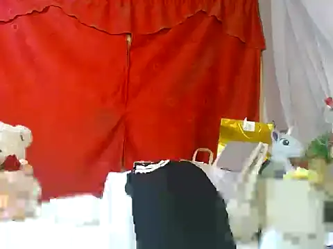 hottieperla online show from December 21, 2025, 2:57 pm