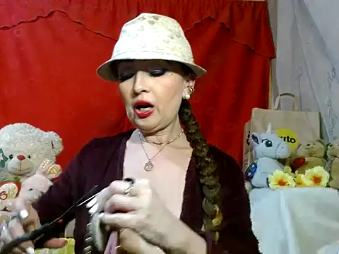 Snapshot of hottieperla chatting on February 23, 2026, 7:33 pm hottieperla online show from February 23, 2026, 7:33 pm