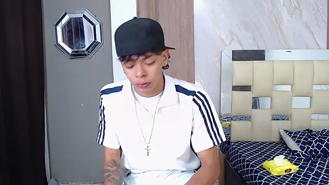 Harry jhonsson online show from April 8, 2026, 9:59 pm