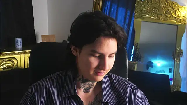 dantecoppolaa  online show from January 14, 2025, 3:04 pm