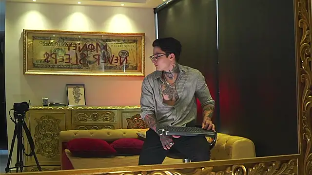 Snapshot of dantecoppolaa_ chatting on February 7, 2026, 9:40 pm dantecoppolaa online show from February 7, 2026, 9:40 pm