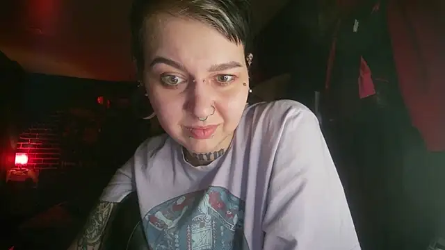 MoorderxDoll online show from March 2, 2025, 3:05 pm