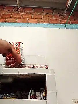 mailo bronw online show from April 14, 2026, 2:12 pm