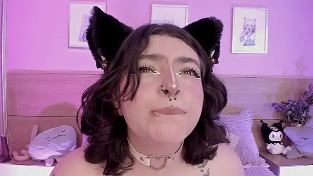 Snapshot of Sachi_Meow chatting on February 2, 2025, 7:04 pm Sachi Meow online show from February 2, 2025, 7:04 pm