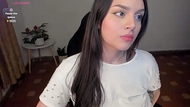 anaveleeez online show from March 20, 2025, 7:03 am