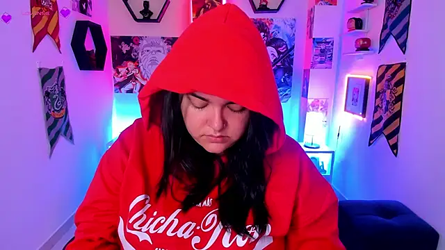 Snapshot of Luise_Meyrink chatting on December 18, 2024, 3:15 am Luise Meyrink online show from December 18, 2024, 3:15 am