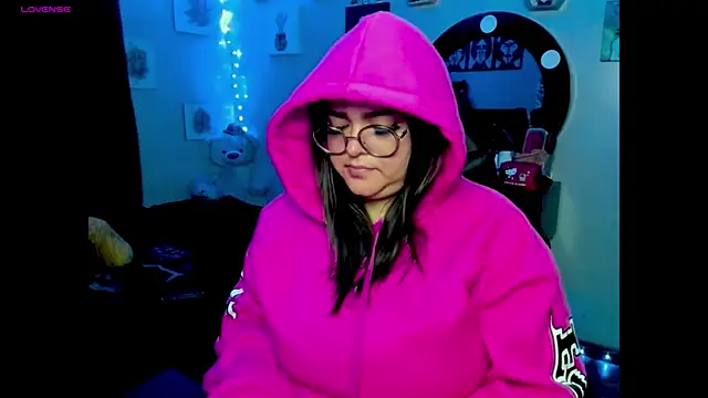 Snapshot of Luise_Meyrink chatting on February 28, 2025, 3:59 am Luise Meyrink online show from February 28, 2025, 3:59 am