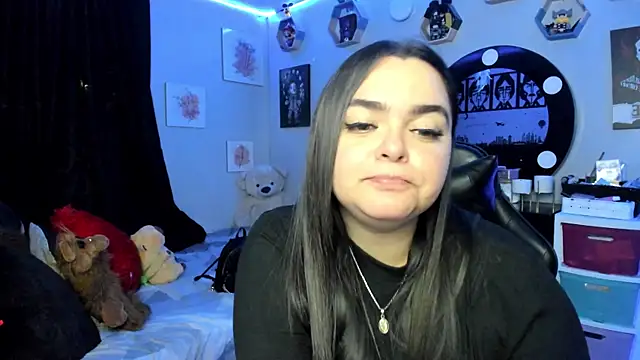 Snapshot of Luise_Meyrink chatting on October 26, 2025, 3:12 am Luise Meyrink online show from October 26, 2025, 3:12 am