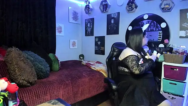 Luise Meyrink online show from April 7, 2026, 4:57 am