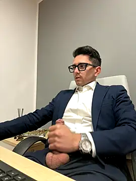 masterboss  online show from December 2, 2025, 12:54 pm