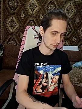 Nikki Sandy online show from October 3, 2025, 8:44 am