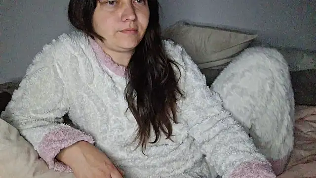 Cyndee Winter online show from September 28, 2025, 7:52 pm