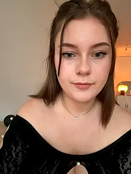 MaribelRiver online show from November 16, 2025, 12:33 pm