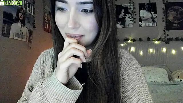 Anisawithlove online show from October 24, 2025, 8:11 am