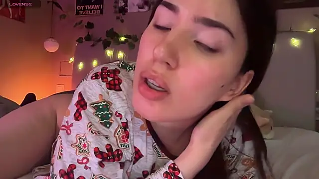 Anisawithlove online show from January 11, 2026, 4:45 pm