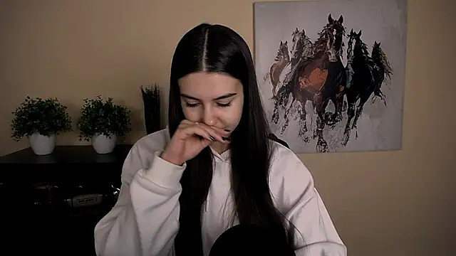 Snapshot of Lili_magic chatting on February 7, 2026, 9:57 am Lili magic online show from February 7, 2026, 9:57 am