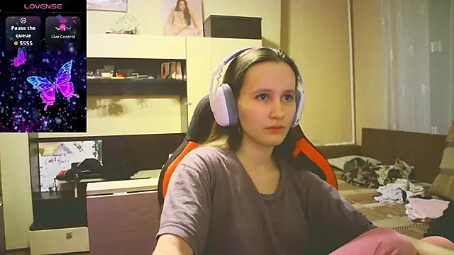 Snapshot of babywaifu chatting on September 27, 2025, 6:13 pm babywaifu online show from September 27, 2025, 6:13 pm