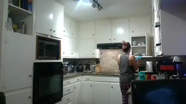 Snapshot of bella8769 chatting on February 26, 2026, 2:38 pm bella8769 online show from February 26, 2026, 2:38 pm