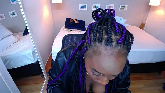 kiara evanss online show from January 7, 2025, 11:56 pm