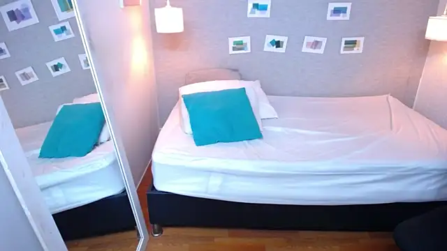 kiara evanss online show from March 5, 2025, 2:25 am