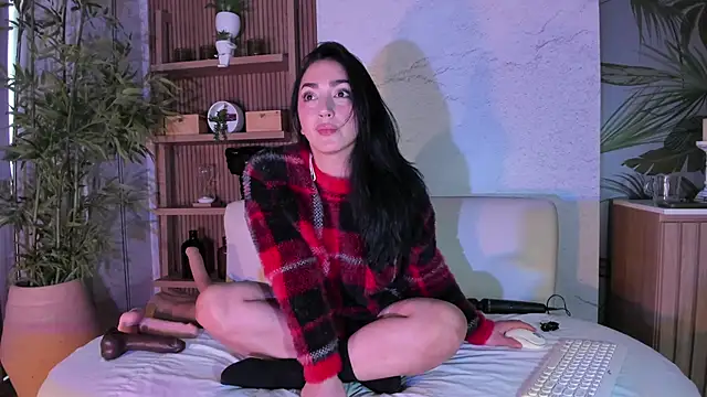 Snapshot of LIAH_IZUMI chatting on June 5, 2026, 1:28 pm LIAH IZUMI online show from June 5, 2026, 1:28 pm