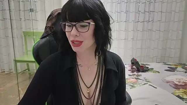   Nina online show from March 3, 2026, 1:06 pm