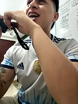 Snapshot of Niicky1_ chatting on September 26, 2025, 3:27 pm Niicky1 online show from September 26, 2025, 3:27 pm