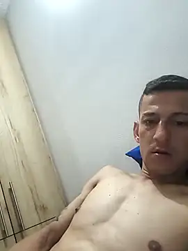 Snapshot of JoseHosther20@xh chatting on October 19, 2025, 6:58 am JoseHosther20xh online show from October 19, 2025, 6:58 am