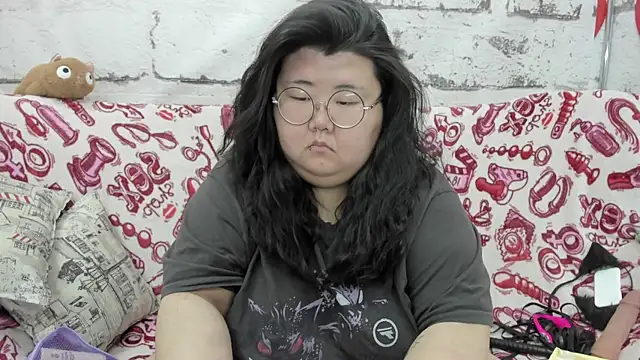 Snapshot of Nadine_asian chatting on July 16, 2026, 1:33 am Nadine asian online show from July 16, 2026, 1:33 am