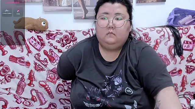 Snapshot of Nadine_asian chatting on July 19, 2026, 8:18 am Nadine asian online show from July 19, 2026, 8:18 am