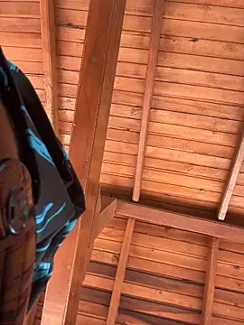 Snapshot of LucciaPorter chatting on March 3, 2026, 4:35 pm LucciaPorter online show from March 3, 2026, 4:35 pm