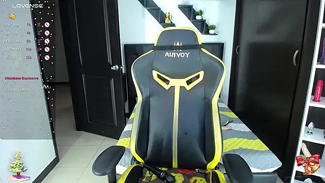 kendalladam online show from December 5, 2025, 8:27 pm