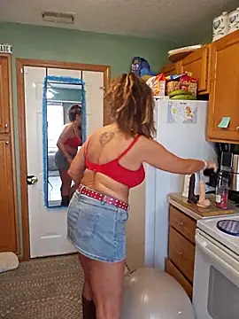 Erotic and Exotic online show from April 18, 2026, 9:37 pm