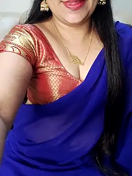 Traditional Housewife  online show from September 14, 2025, 2:49 pm