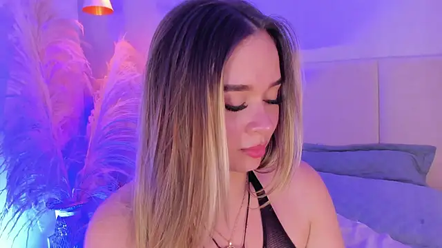 sofia pamela online show from March 1, 2025, 1:32 am