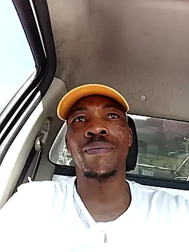 Ngamla123 online show from October 28, 2025, 1:14 pm