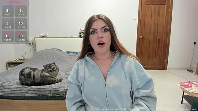 Brooooke online show from April 25, 2026, 4:37 pm