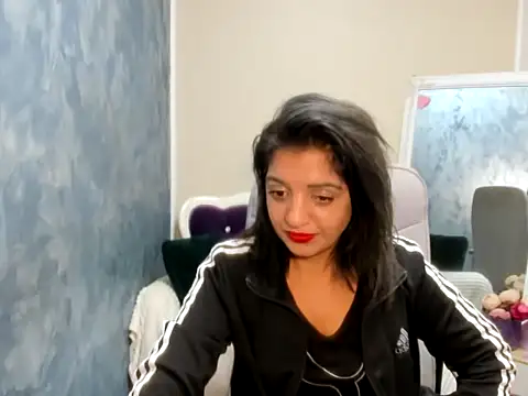 Snapshot of CrazyCorina chatting on October 22, 2025, 2:28 pm CrazyCorina online show from October 22, 2025, 2:28 pm