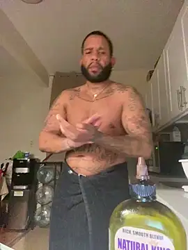 MilkyMontana online show from June 6, 2026, 4:28 am