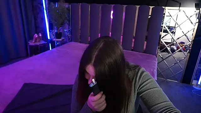 RosieMoons online show from November 4, 2025, 8:19 pm