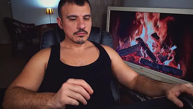 officeman7 online show from January 21, 2025, 4:16 pm