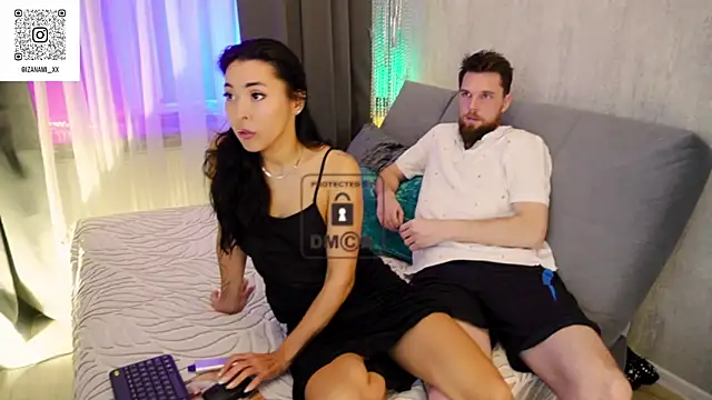 Snapshot of IzanamiTime chatting on February 21, 2025, 1:00 pm IzanamiTime online show from February 21, 2025, 1:00 pm