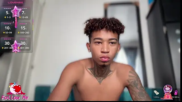 Snapshot of sexy_blacks_ chatting on November 6, 2025, 12:17 pm sexy blacks online show from November 6, 2025, 12:17 pm