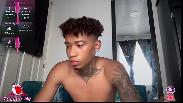 Snapshot of sexy_blacks_ chatting on November 15, 2025, 12:02 pm sexy blacks online show from November 15, 2025, 12:02 pm