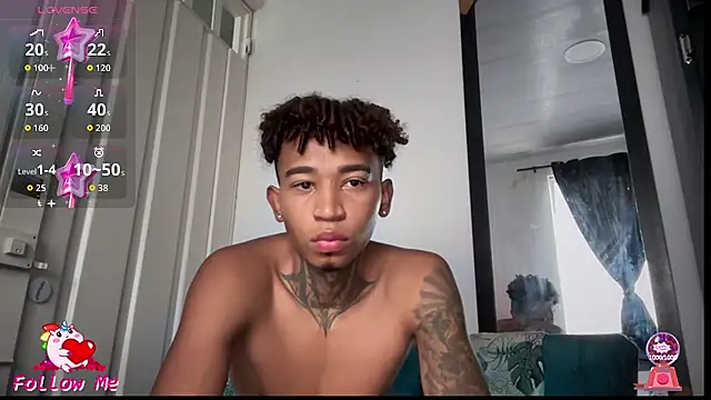 Snapshot of sexy_blacks_ chatting on November 19, 2025, 12:05 pm sexy blacks online show from November 19, 2025, 12:05 pm